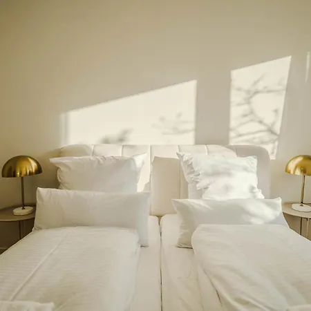 Staylight Boutique Am Franzoesischen Garten Mit Fruehstueck Und Kostenfreiem Parkplatz Appartement *