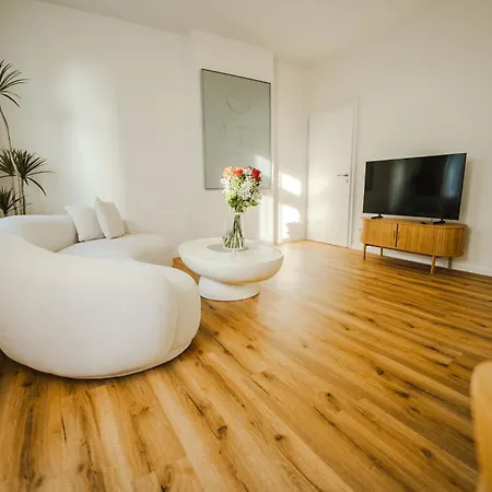 Appartement Staylight Boutique Am Franzoesischen Garten Mit Fruehstueck Und Kostenfreiem Parkplatz