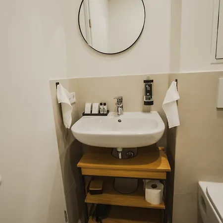 Staylight Boutique Am Franzoesischen Garten Mit Fruehstueck Und Kostenfreiem Parkplatz Appartement *