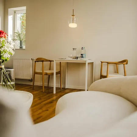 Staylight Boutique Am Franzoesischen Garten Mit Fruehstueck Und Kostenfreiem Parkplatz Celle